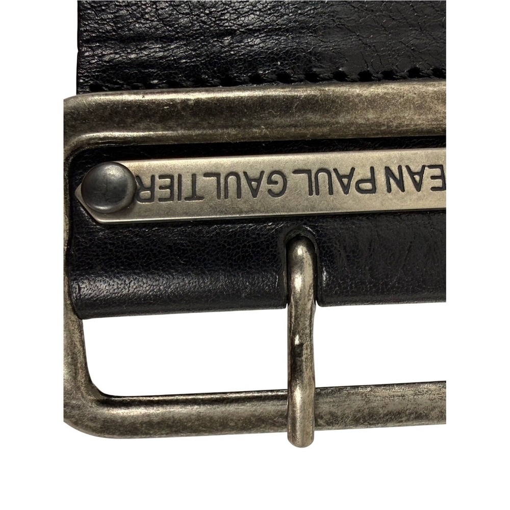 Jean Paul Gaultier | Black Leather Figural Charm Statement Belt | EU 48 - Picture 3 of 16